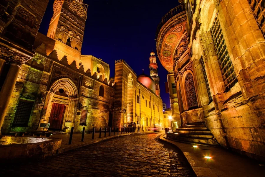 4 days cheap hotel  in cairo 3 stars package