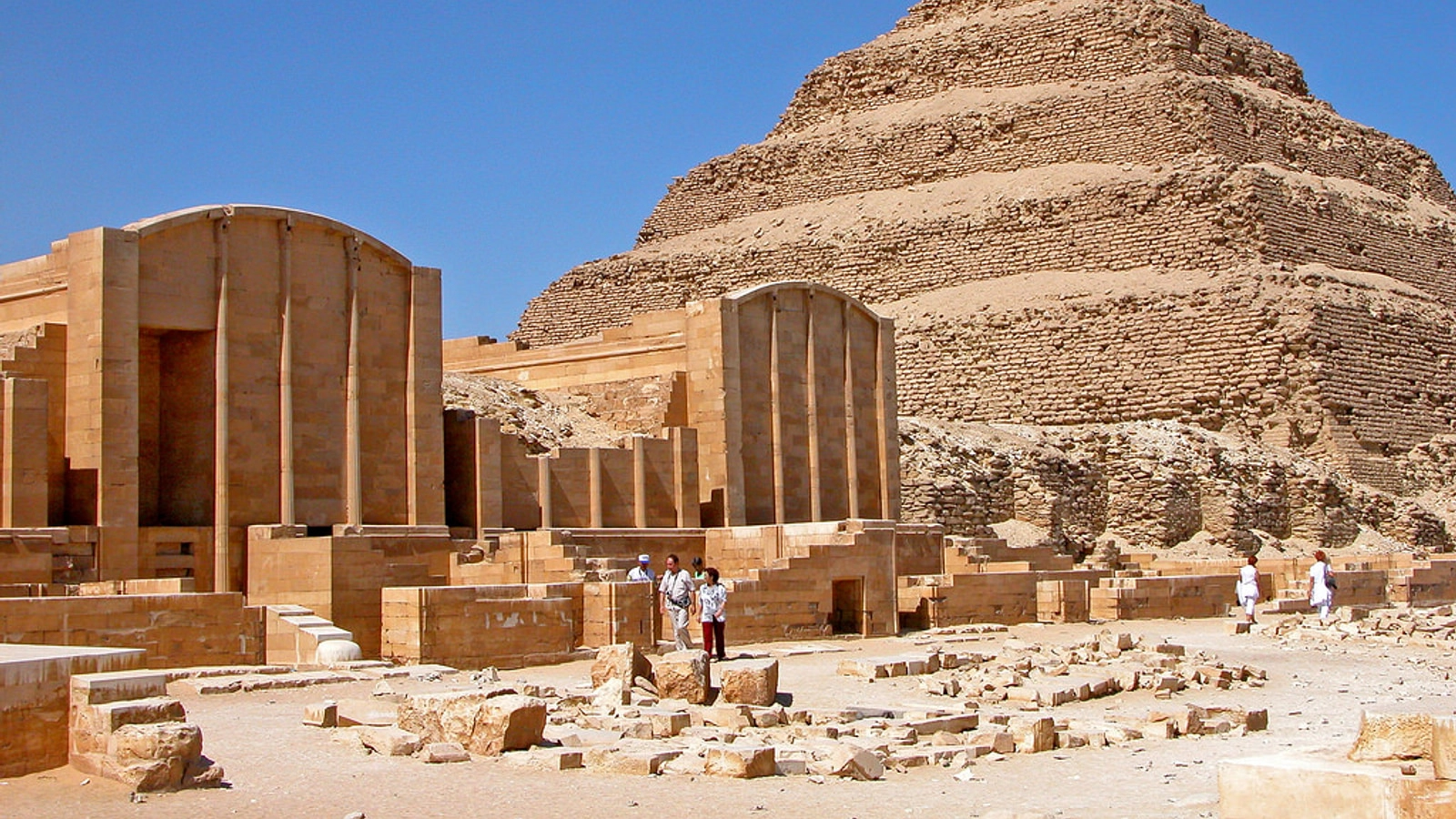 Private Day Trip from Hurghada to Pyramids By Plane.