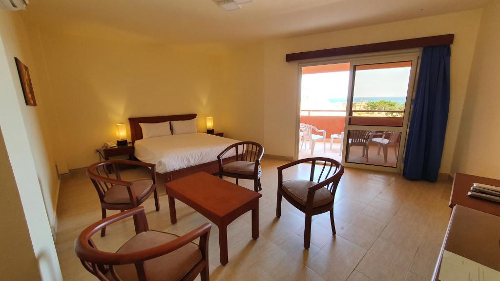 Twin Room with Sea View