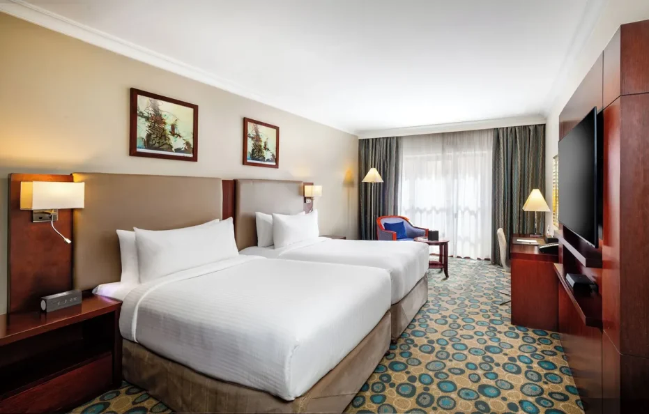 Classic Room King bed, City View