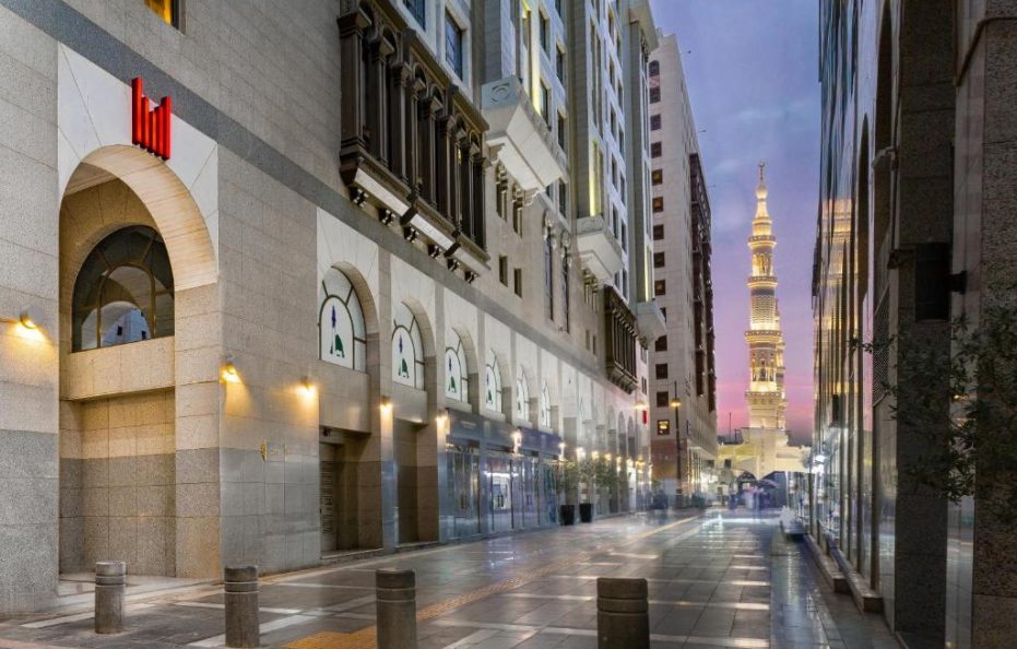 Millennium Al Aqeeq Hotel